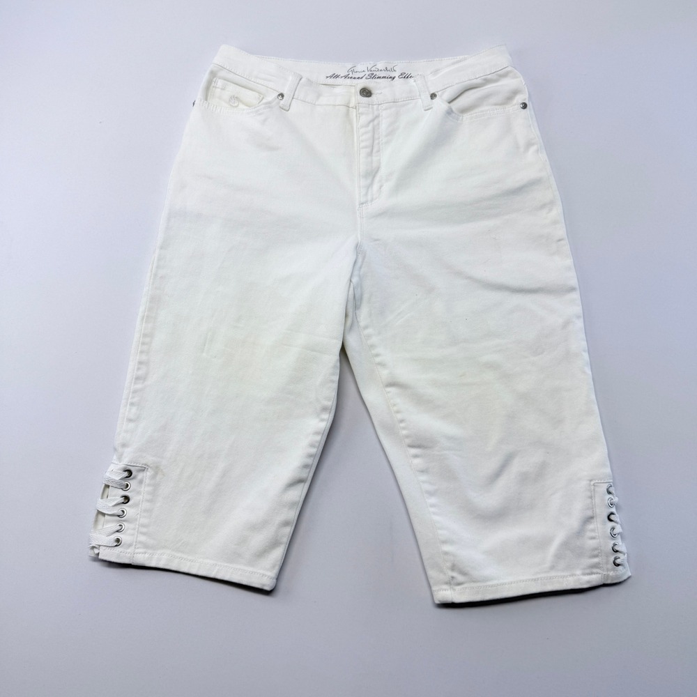 Gloria Vanderbilt Amanda White Capri Jeans Lace Up Hem Size 12 Slimming Effect